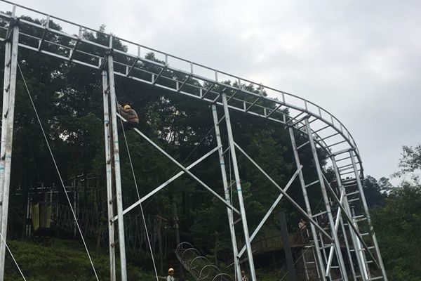 水滑道设备