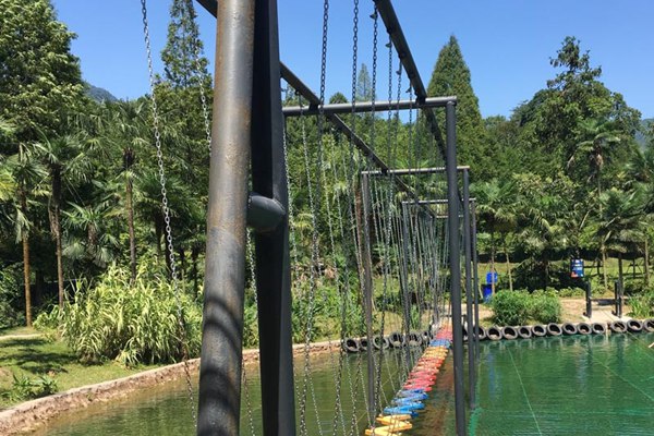 水上趣桥