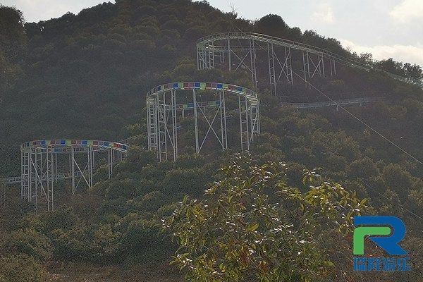 玻璃水滑道